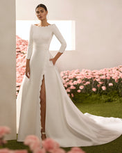Lade das Bild in den Galerie-Viewer, Rosa Clara Couture - Kollektion 2026 - Modell Rebeca

