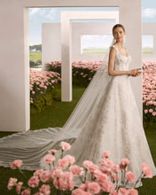 Lade das Bild in den Galerie-Viewer, Rosa Clara Couture - Kollektion 2026 - Modell Reus
