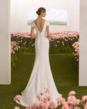 Lade das Bild in den Galerie-Viewer, Rosa Clara Couture - Kollektion 2026 - Modell Rial
