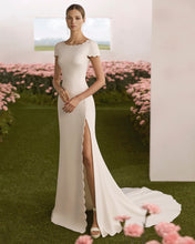 Lade das Bild in den Galerie-Viewer, Rosa Clara Couture - Kollektion 2026 - Modell Rial
