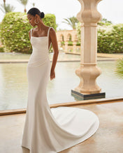 Lade das Bild in den Galerie-Viewer, Rosa Clara - Kollektion 2026 - Modell Oden
