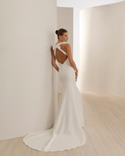 Lade das Bild in den Galerie-Viewer, AIRE Barcelona - Kollektion 2027 - Modell Dolly
