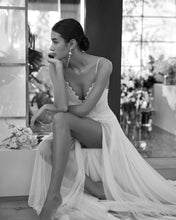 Lade das Bild in den Galerie-Viewer, Rosa Clara Couture - Kollektion 2026 - Modell Melby
