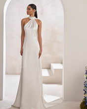 Lade das Bild in den Galerie-Viewer, Rosa Clara Couture - Kollektion 2026 - Modell Tripoli
